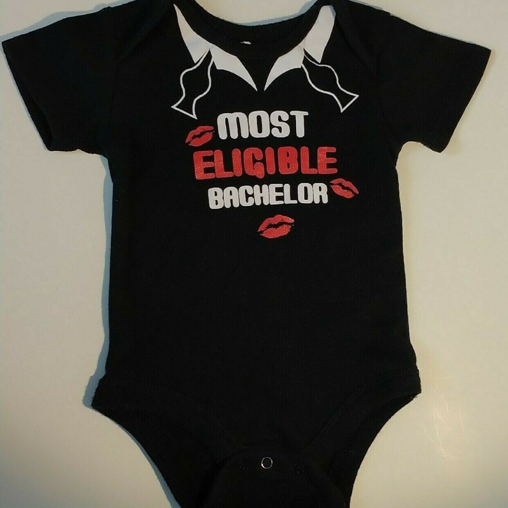 Valentines Day Baby Boy Onesie size 0-3M EUC